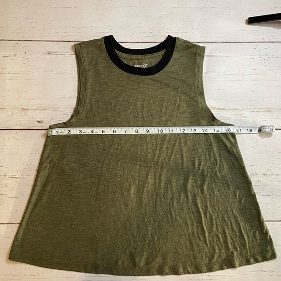 Old Navy Active “Go Dry” Tank Top - Picture 3 of 6